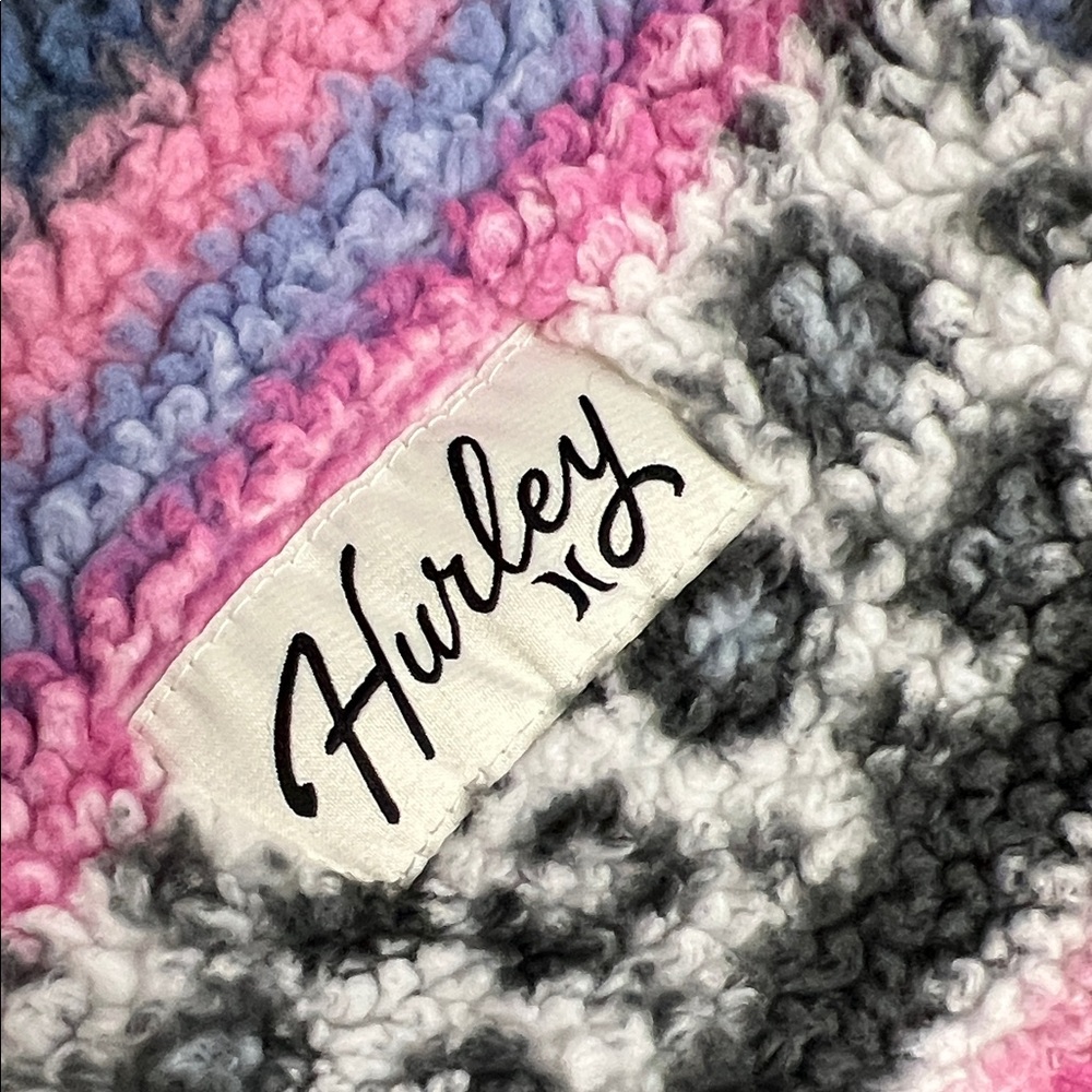 Hurley Cozy Striped Fleece Girls (size 4/5) - Picture 3 of 11